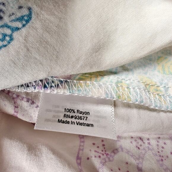 St. John’s Bay White Multicolor Floral Short Sleeve Top L NEW - Picture 6 of 8